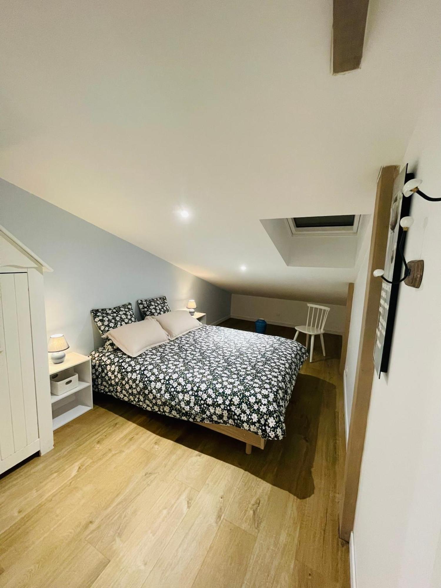 Duplex Sole Mio Apartment Bazet Ngoại thất bức ảnh